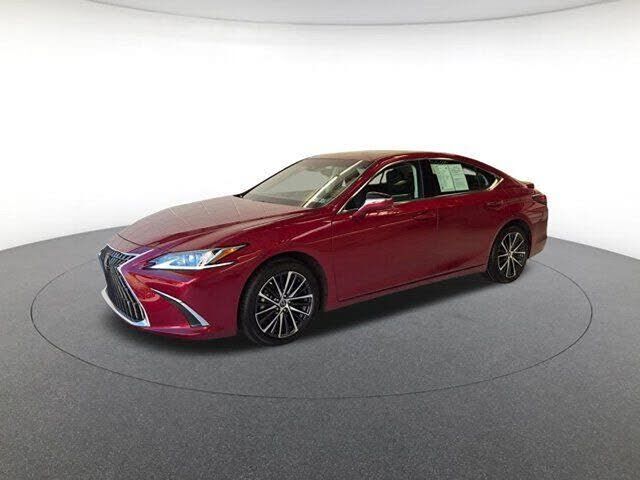2022 LEXUS ES