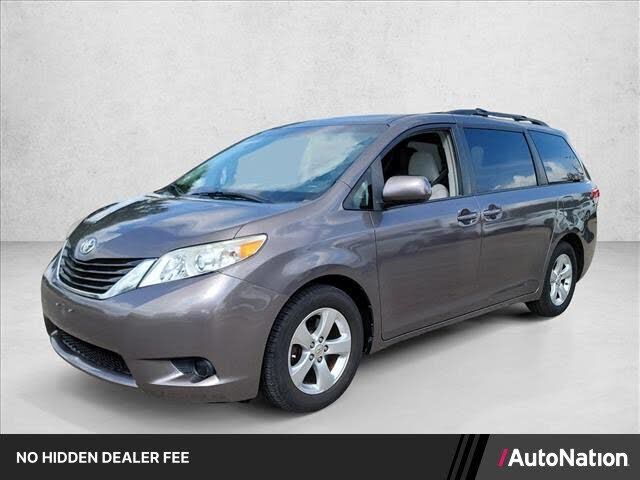 2014 TOYOTA Sienna