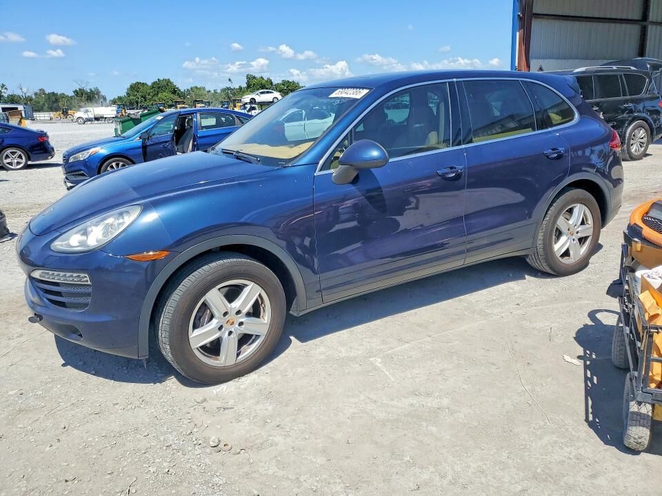 2014 PORSCHE Cayenne