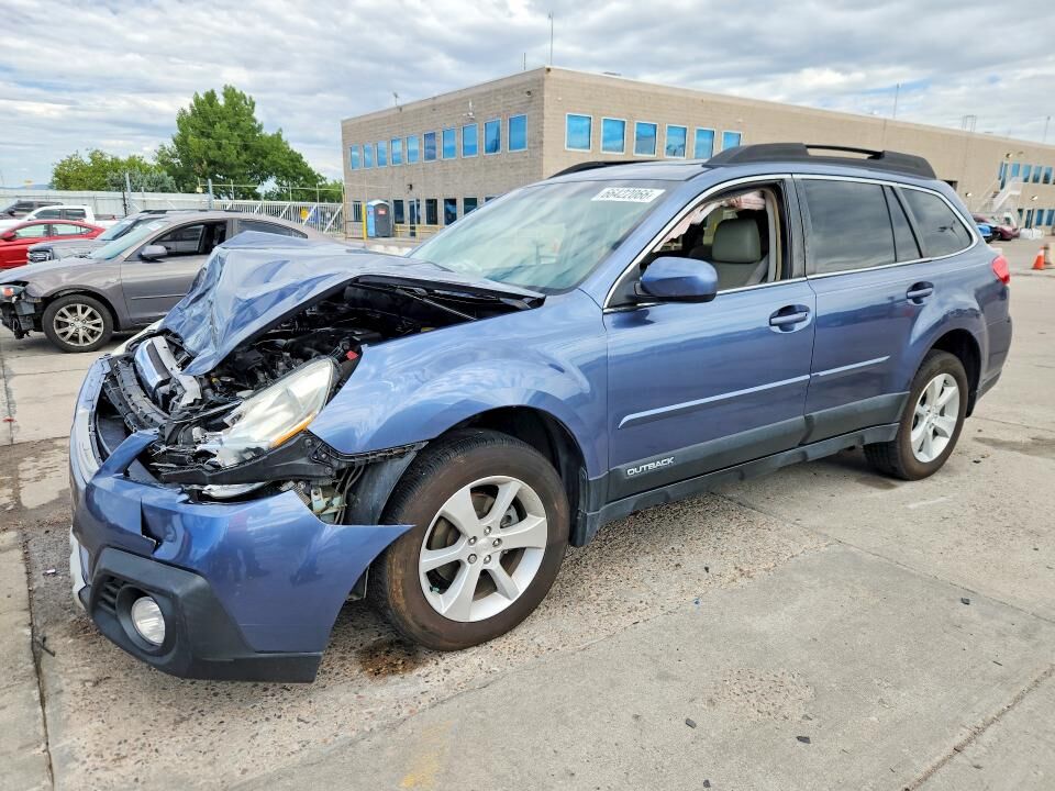 2013 SUBARU Outback