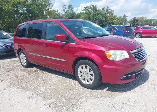 2014 CHRYSLER Town and Country