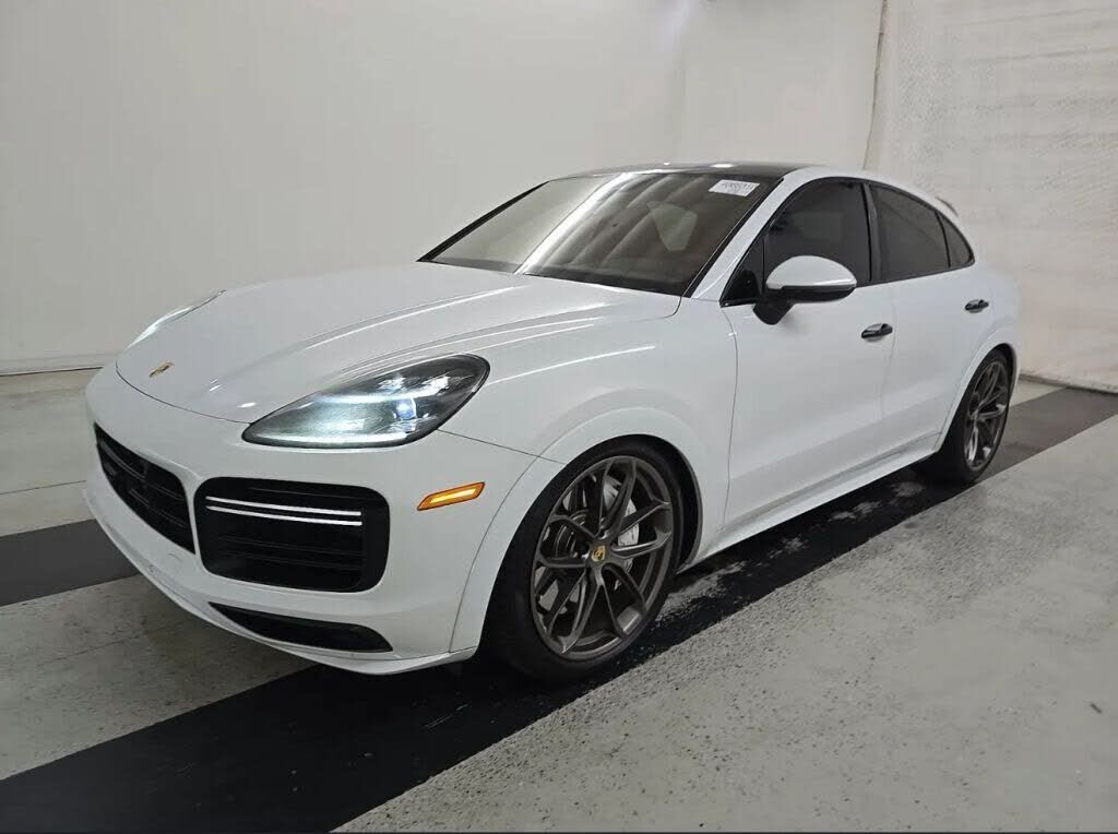 2020 PORSCHE Cayenne
