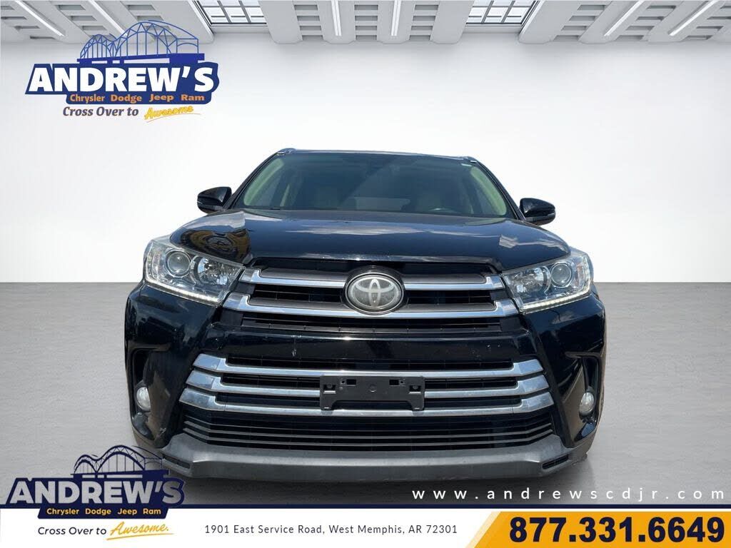 2017 TOYOTA Highlander