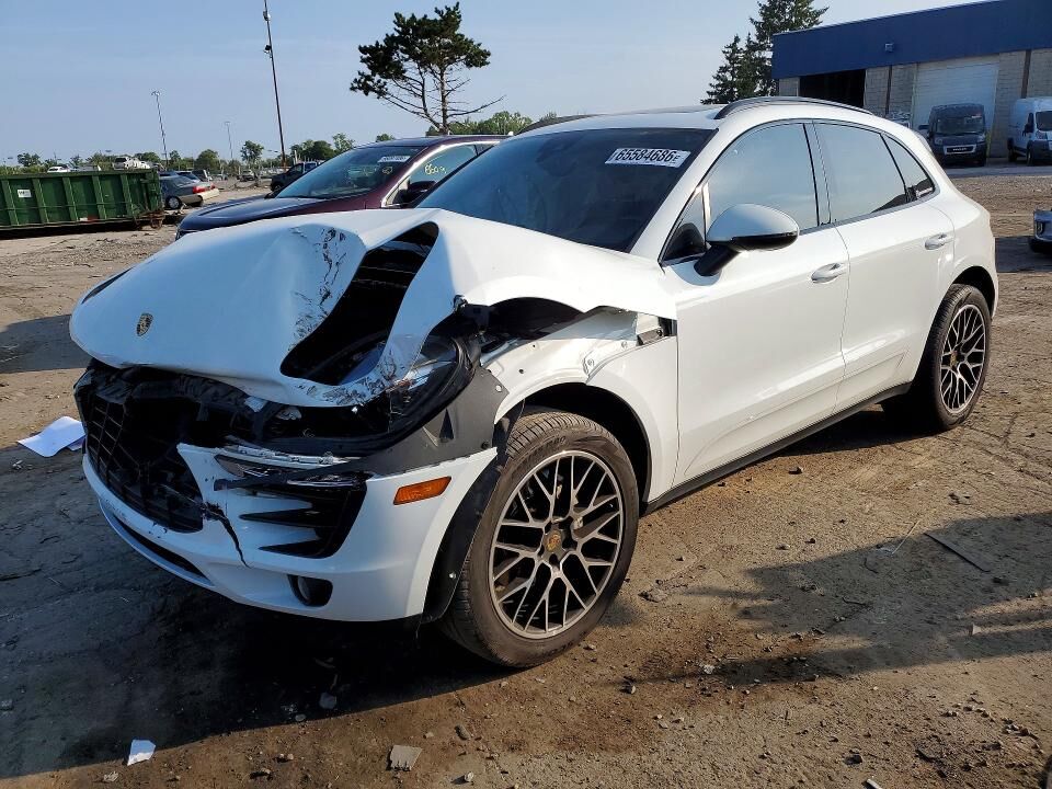 2018 PORSCHE Macan