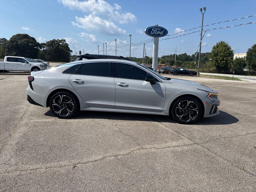 2025 KIA K5