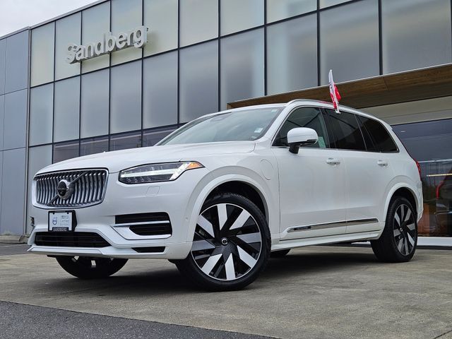 2023 VOLVO XC90