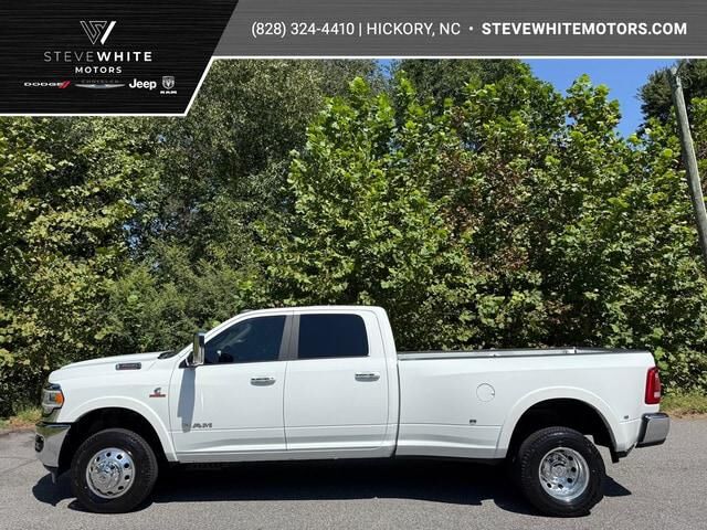 2022 RAM 3500