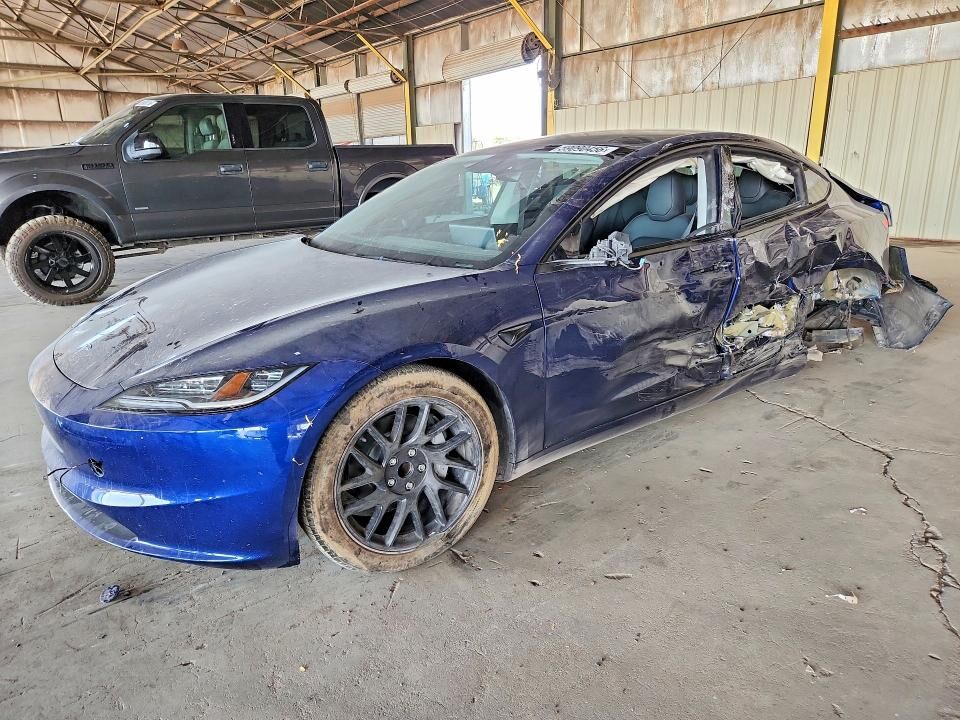 2024 TESLA Model 3