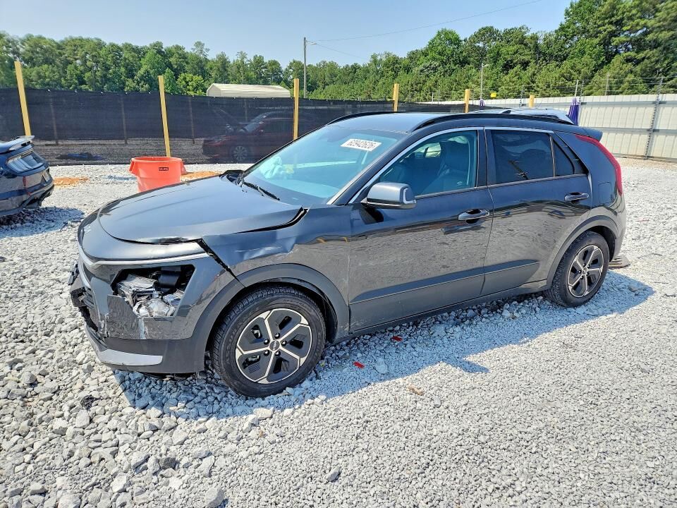 2023 KIA Niro