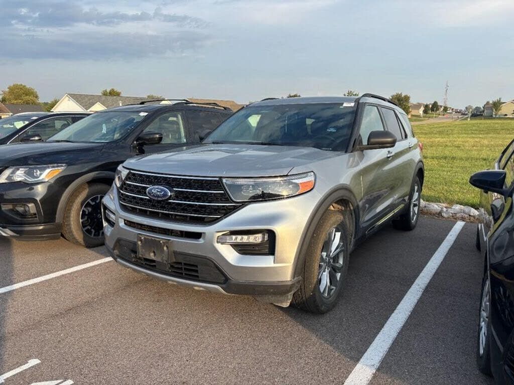 2020 FORD Explorer