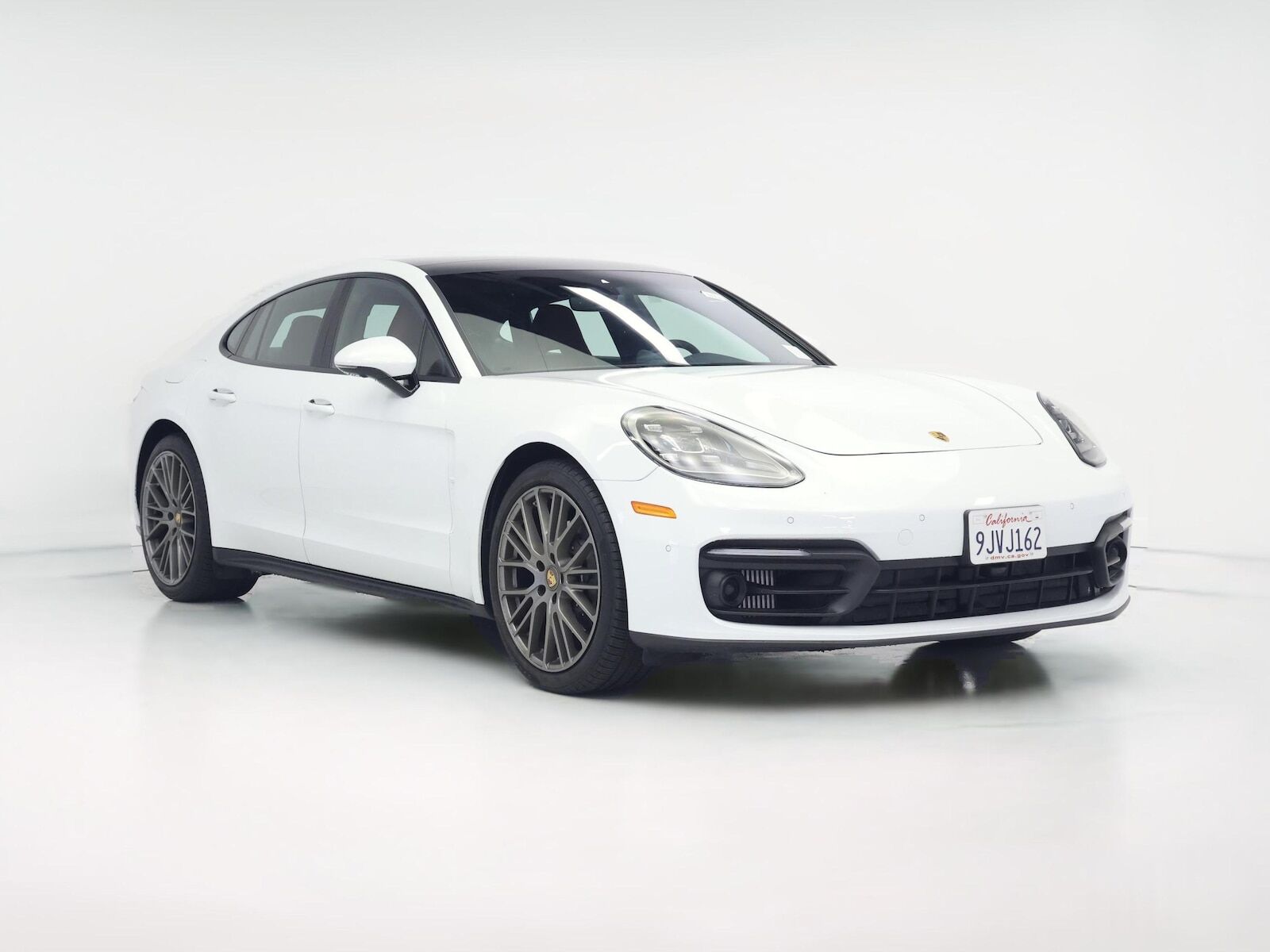 2023 PORSCHE Panamera