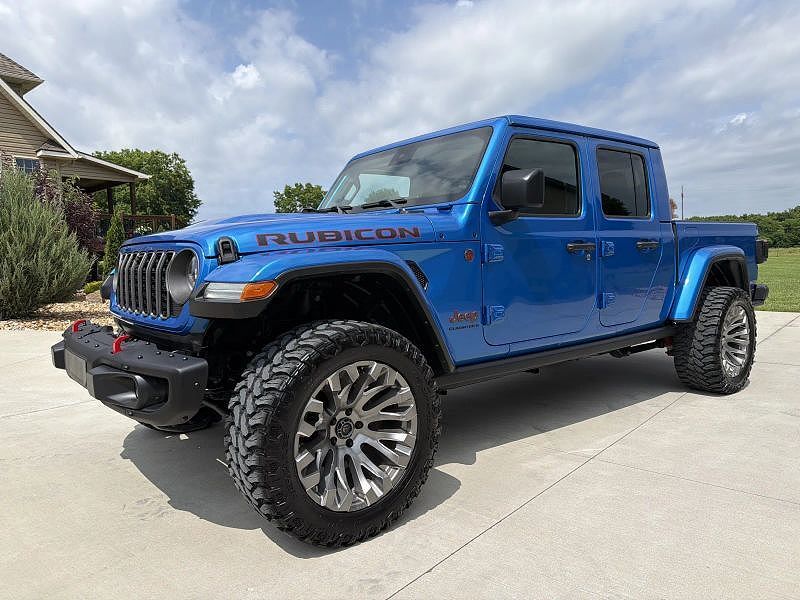 2024 JEEP Gladiator