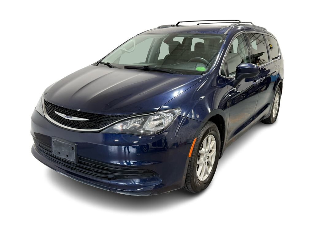 2020 CHRYSLER Voyager