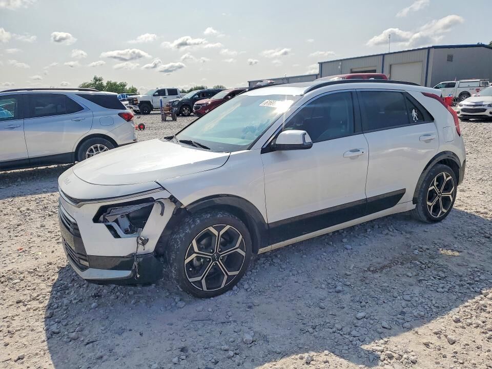 2023 KIA Niro
