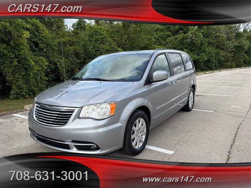 2015 CHRYSLER Town and Country