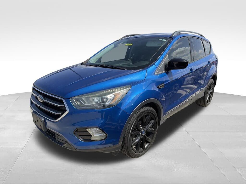 2017 FORD Escape