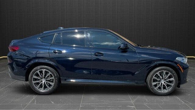 2022 BMW X6