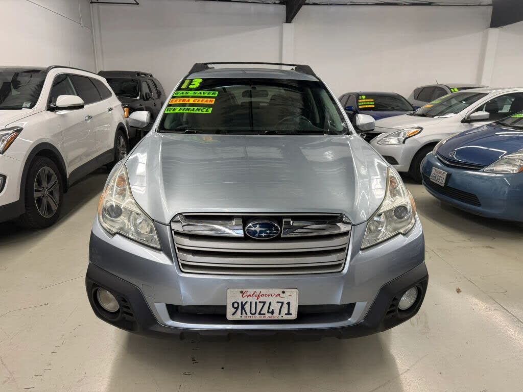 2013 SUBARU Outback