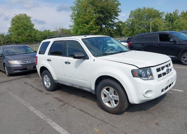 2009 FORD Escape