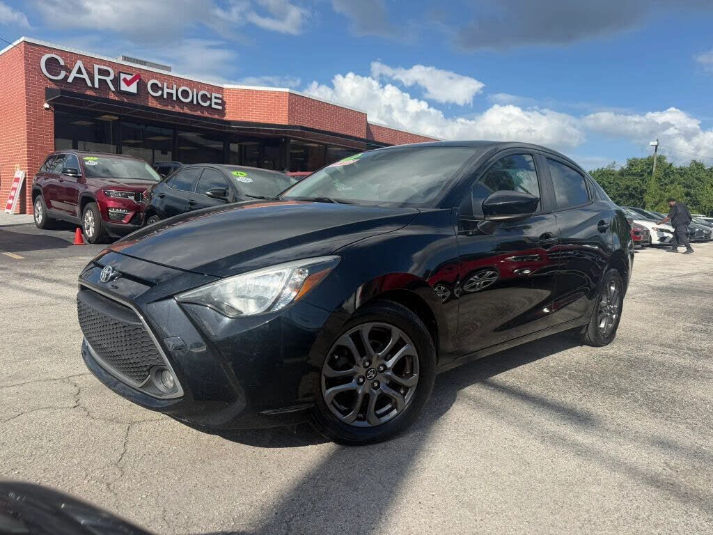 2019 TOYOTA Yaris