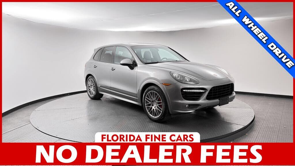 2014 PORSCHE Cayenne