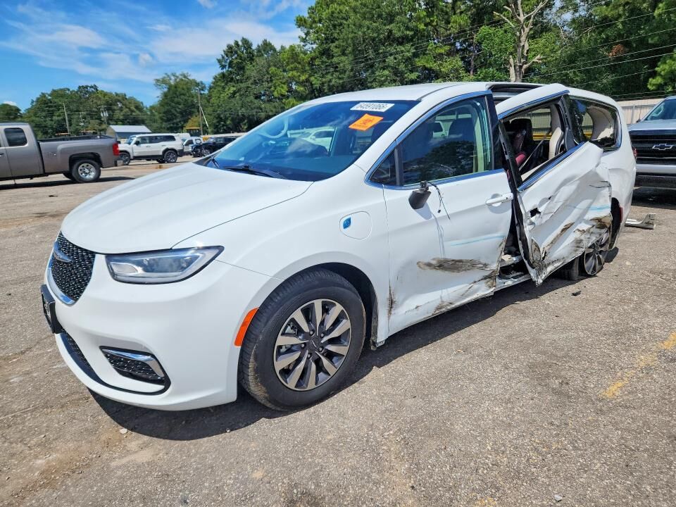 2023 CHRYSLER Pacifica