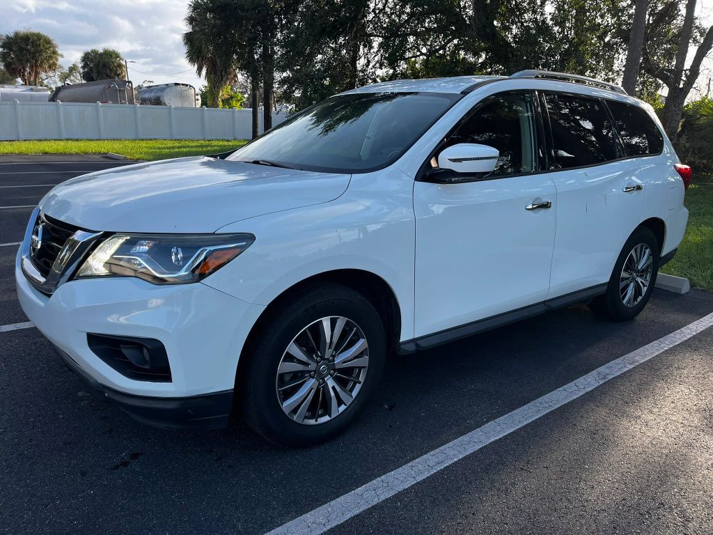 2020 NISSAN Pathfinder