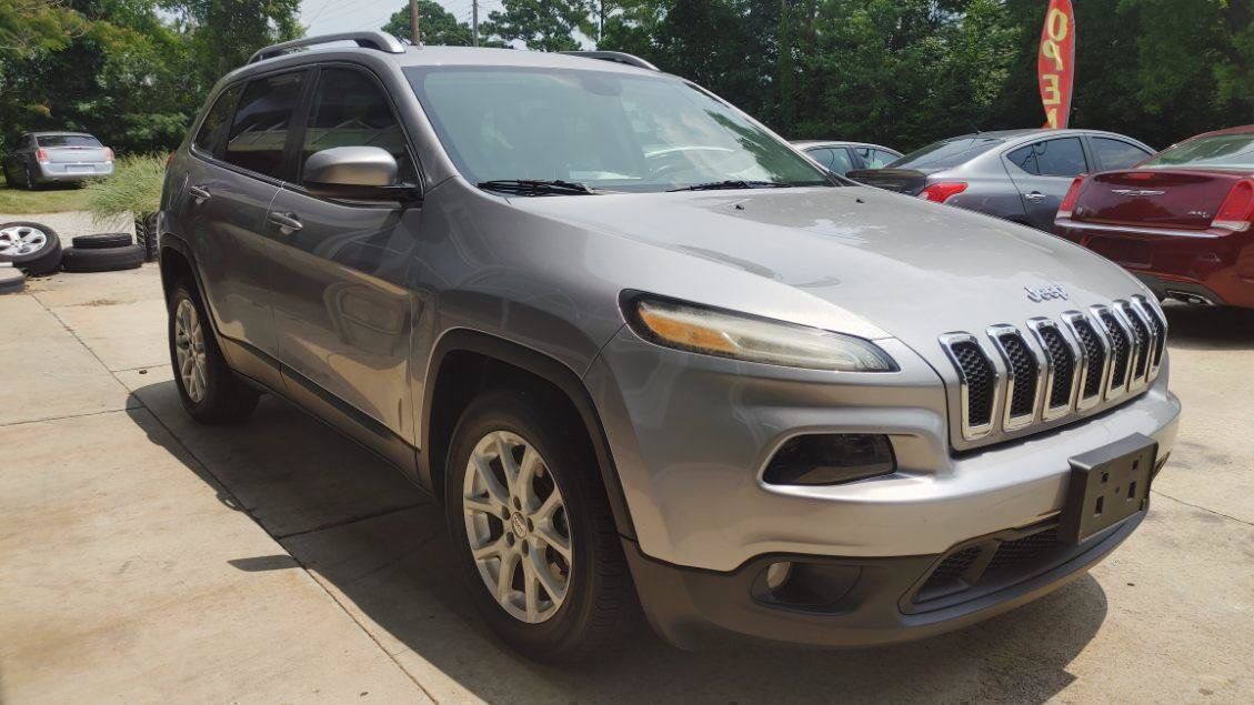 2017 JEEP Cherokee