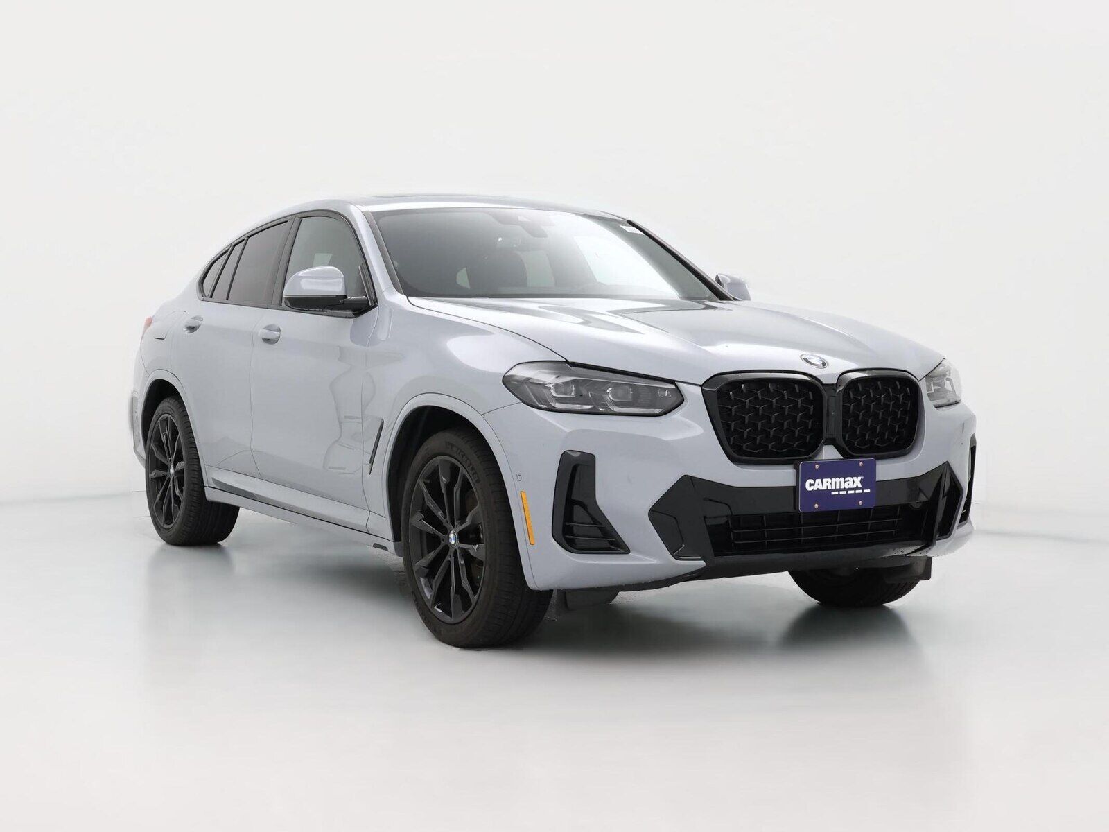 2023 BMW X4