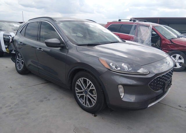 2021 FORD Escape
