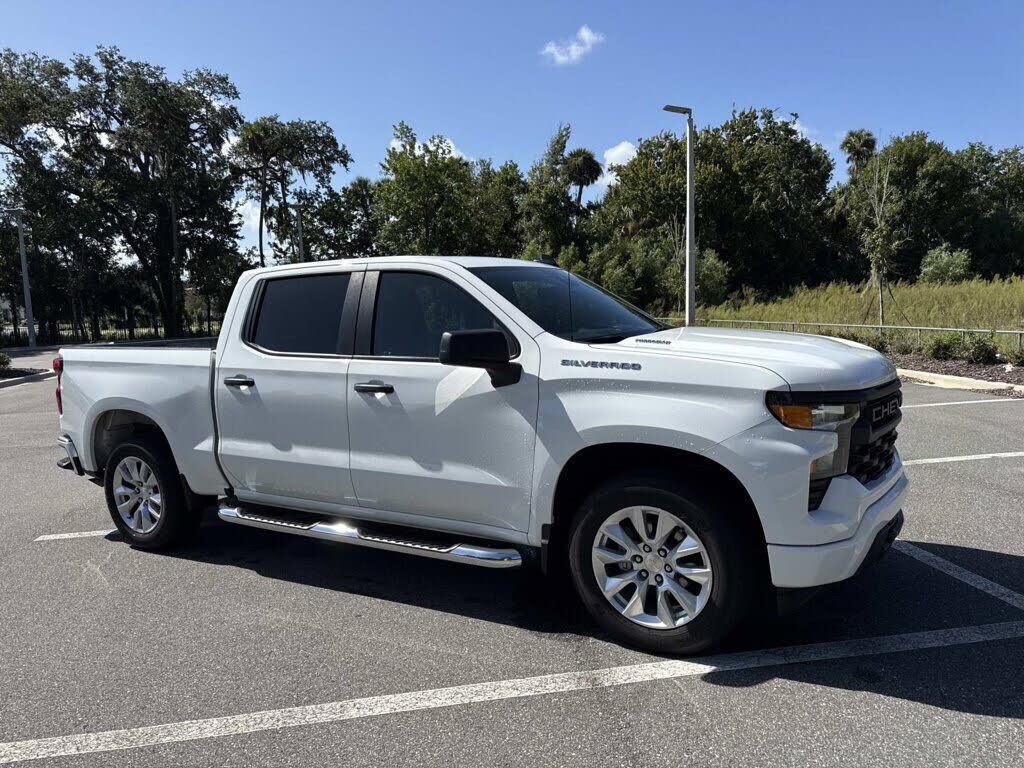 2025 CHEVROLET Silverado