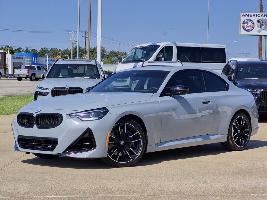 2025 BMW M2