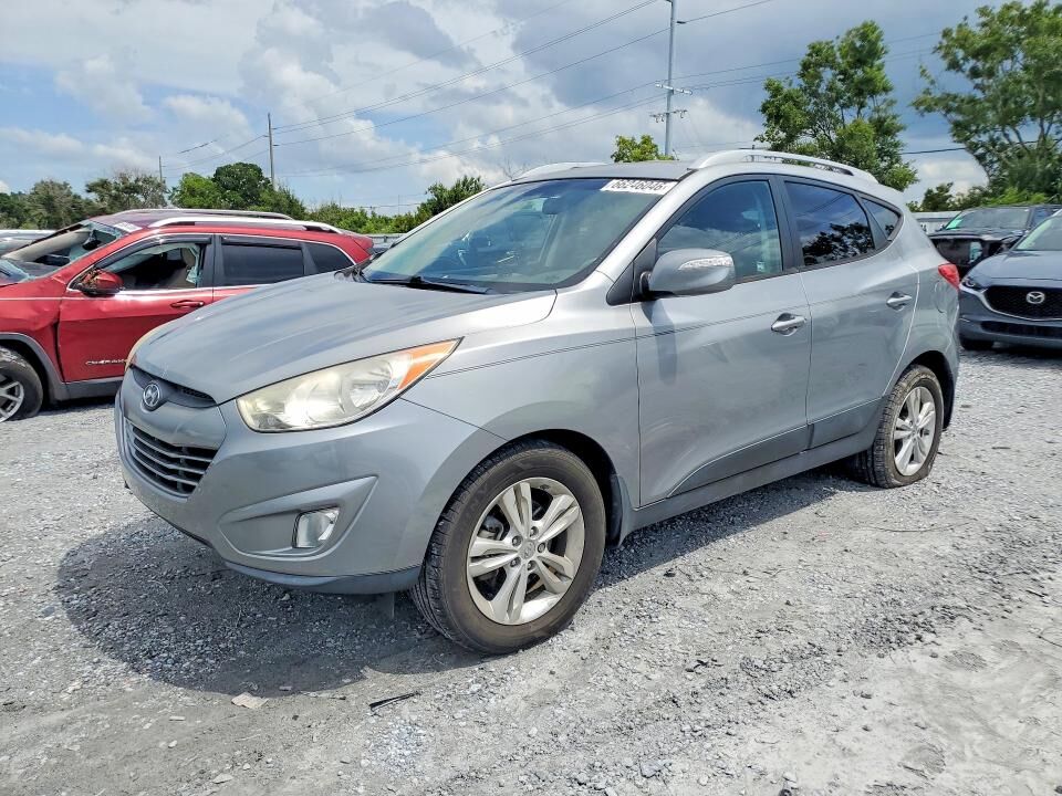 2013 HYUNDAI Tucson