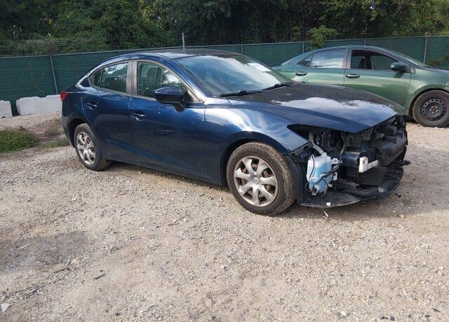 2014 MAZDA Mazda3
