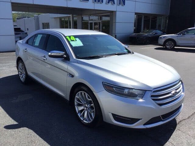 2014 FORD Taurus