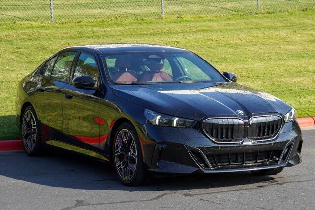 2024 BMW 530i