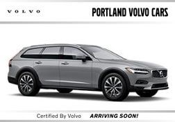 2025 VOLVO V90CC