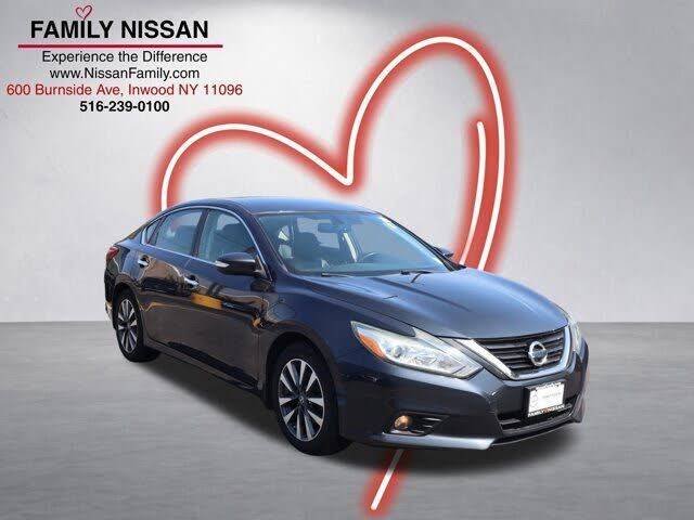 2017 NISSAN Altima