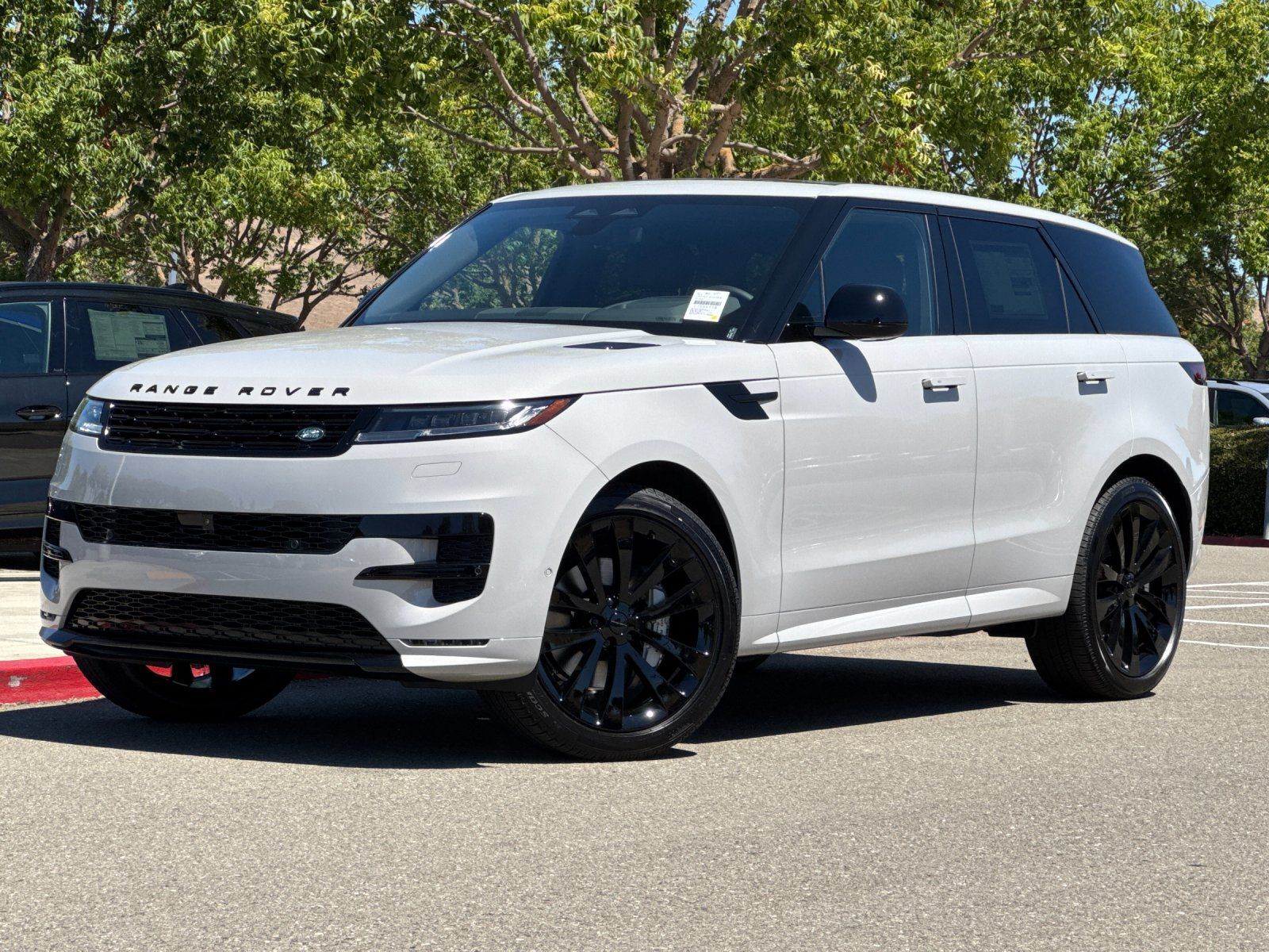 2026 LAND ROVER Range Rover Sport
