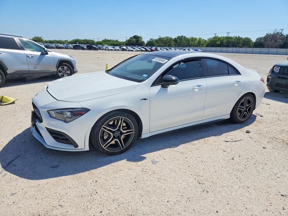 2022 MERCEDES-BENZ CLA-Class