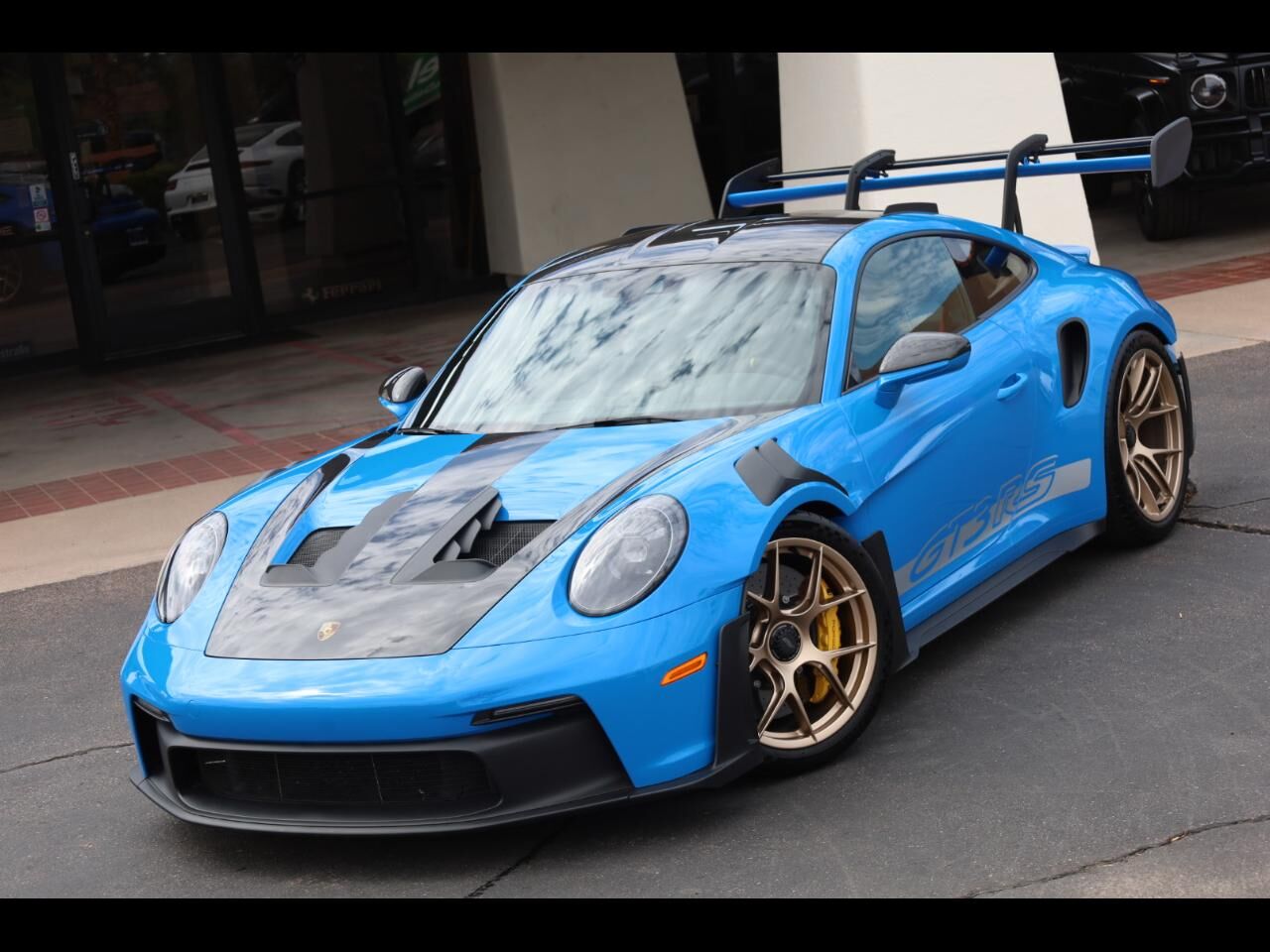 2024 PORSCHE 911