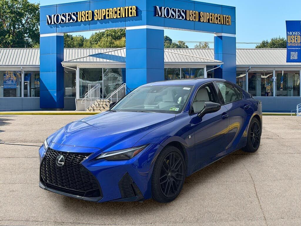 2024 LEXUS IS