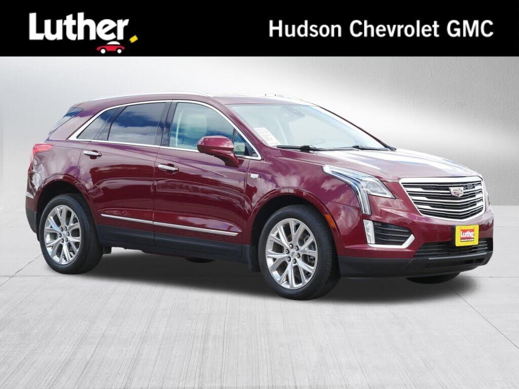 2017 CADILLAC XT5