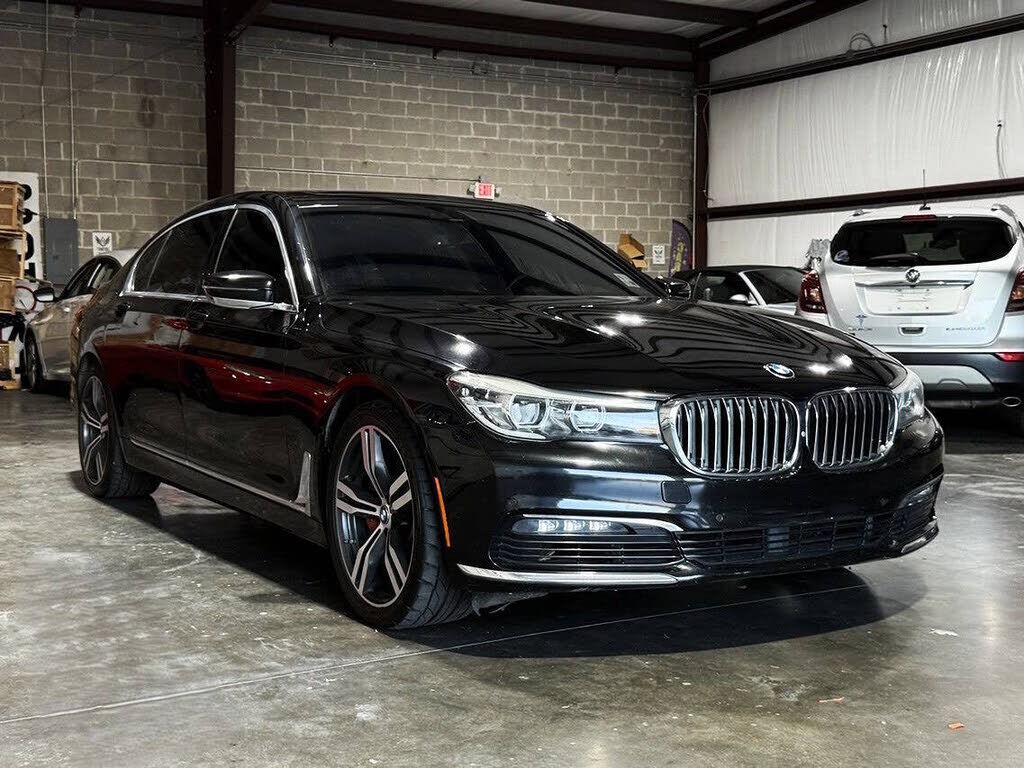 2018 BMW 740i