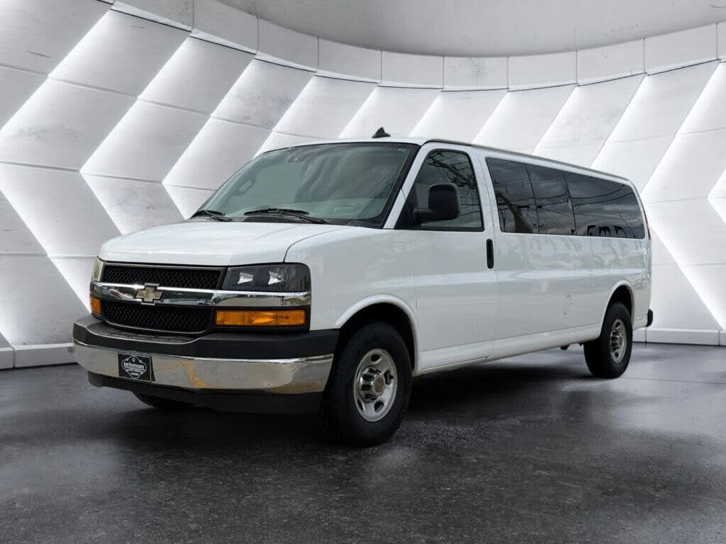 2019 CHEVROLET Express