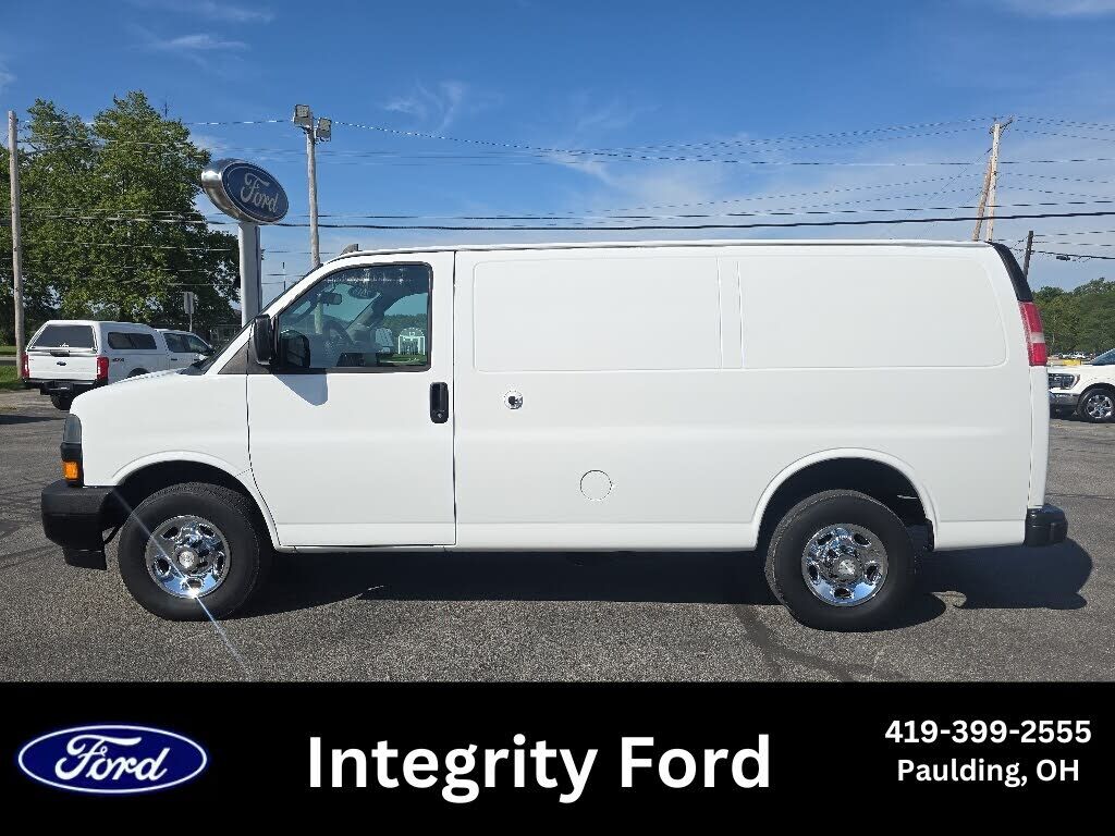 2018 CHEVROLET Express