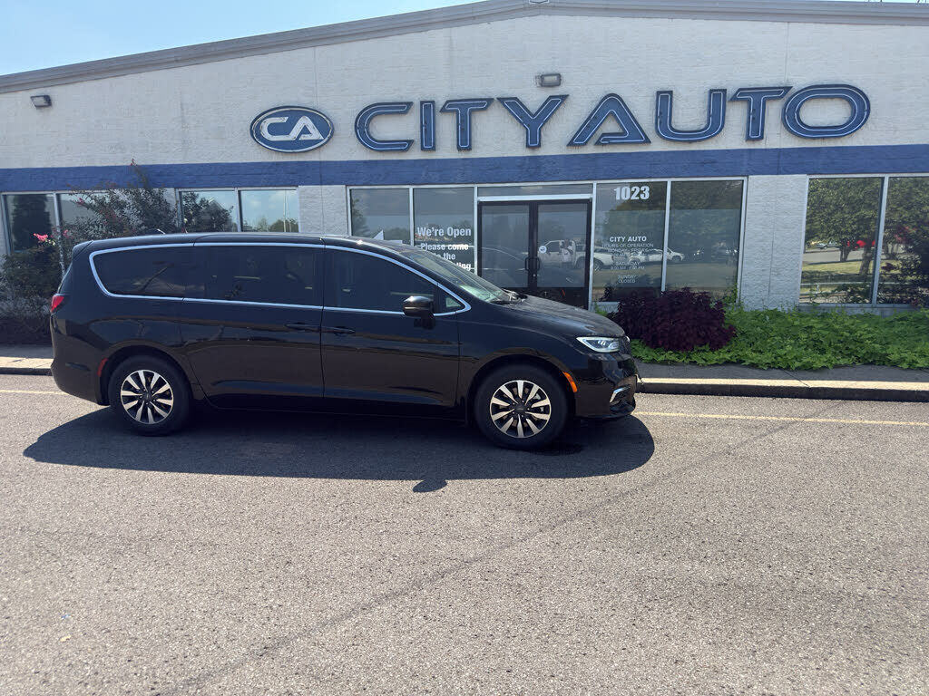 2024 CHRYSLER Pacifica