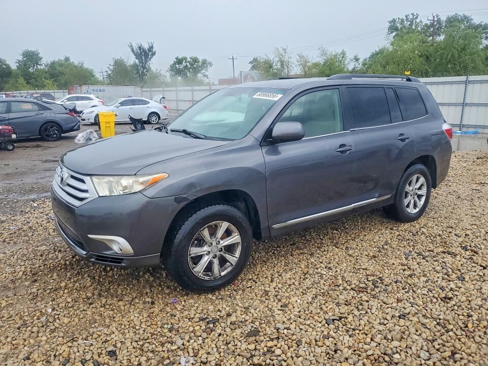 2012 TOYOTA Highlander