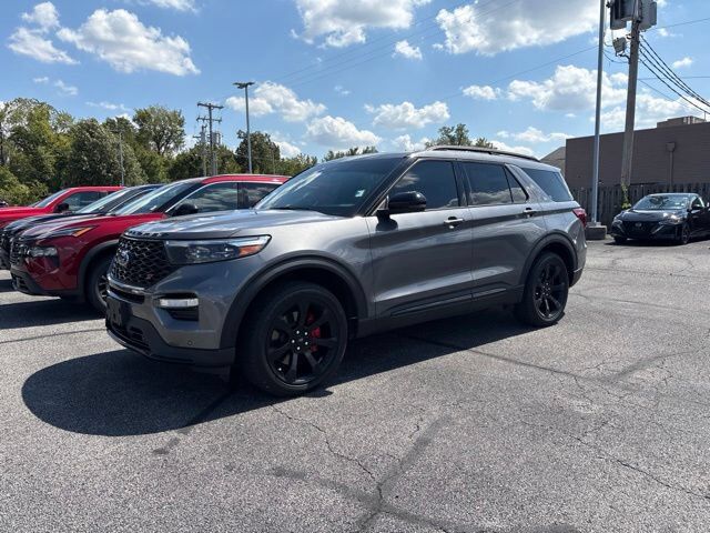 2021 FORD Explorer