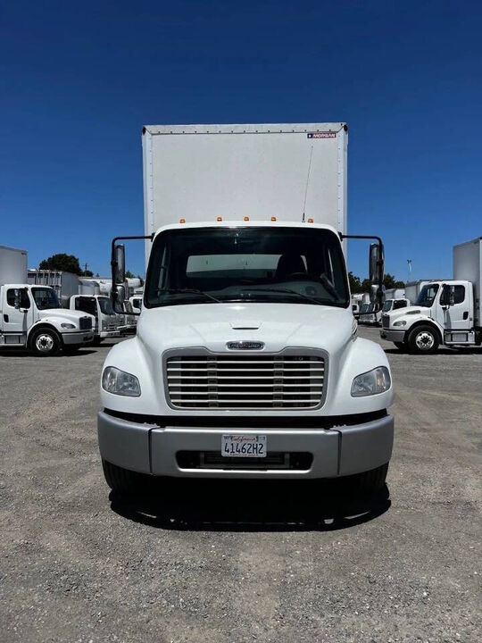 2018 FREIGHTLINER M2